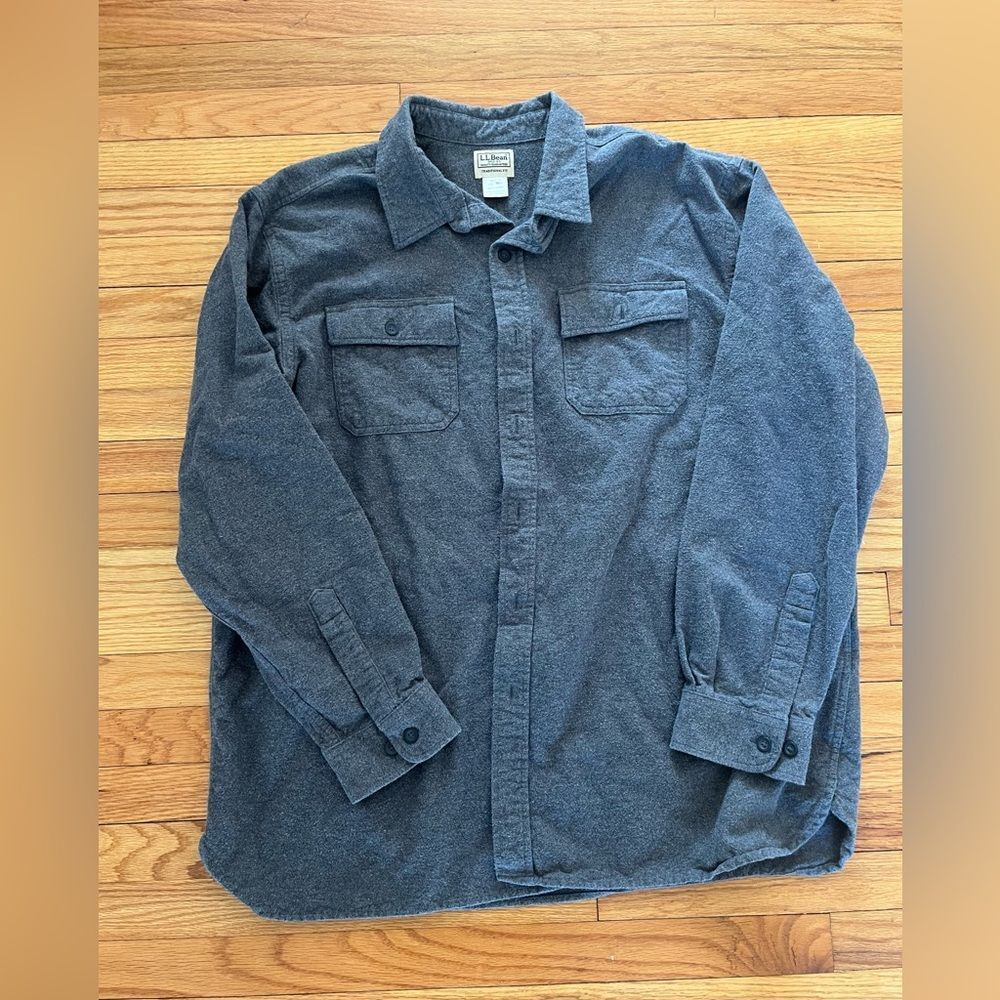 L.L. Bean Gray Button-Up Shirt 100% cotton men’s XXL‎